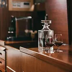 Botel Classic Yacht I Royal Cruiser 34 - 