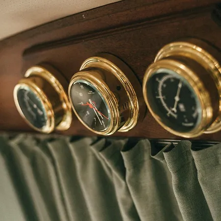 Classic Yacht I Royal Cruiser 34 - 