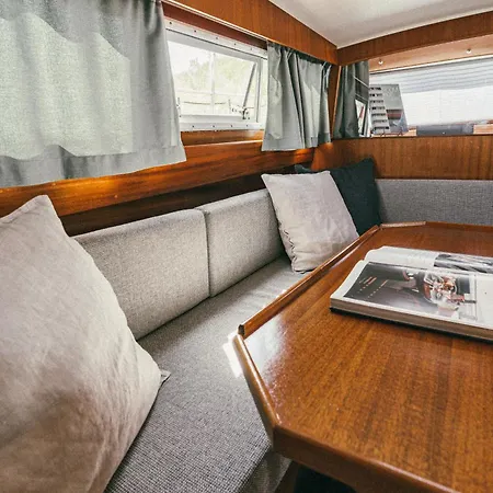 Classic Yacht I Royal Cruiser 34 - 