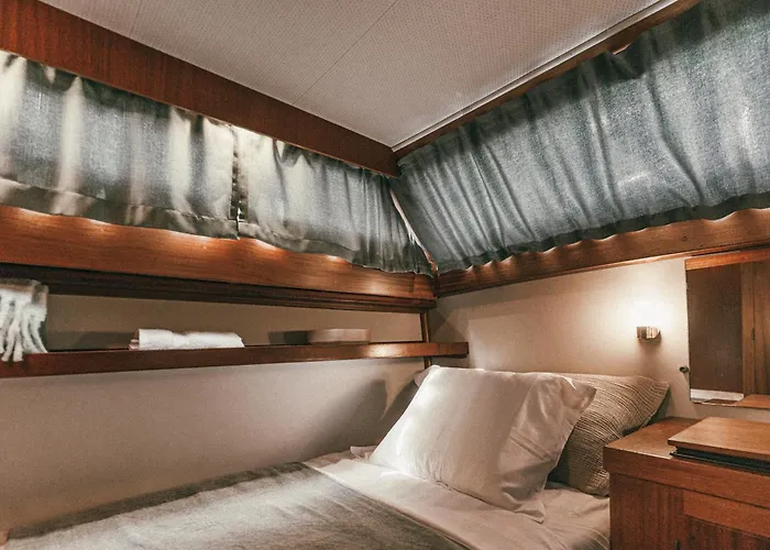 船屋 Classic Yacht I Royal Cruiser 34 - 