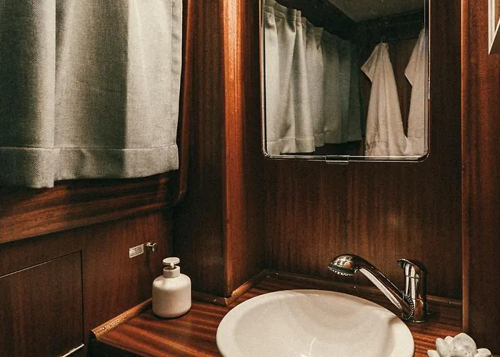 Classic Yacht I Royal Cruiser 34 - 